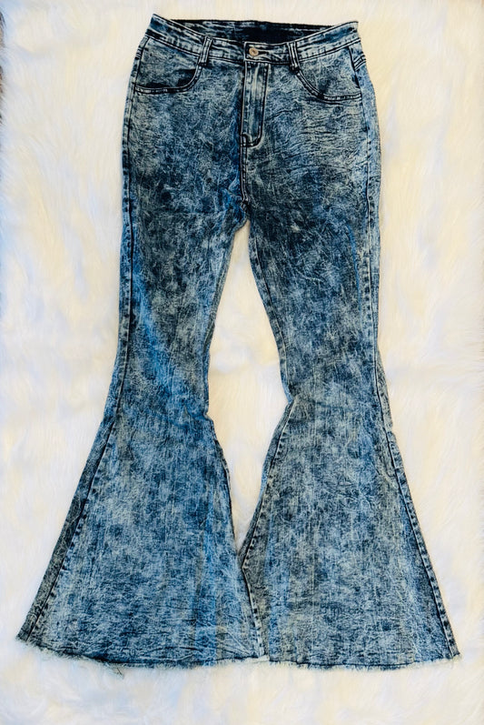 Washed bell jeans